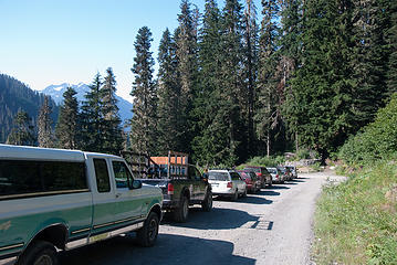 parking on twin lakes road