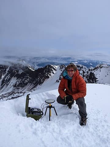 On the summit on the Oct 17 survey attempt (too snowy, so only upper bound measurement)