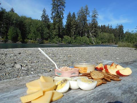lunch Queets Valley Olympic National Park 07/24/22