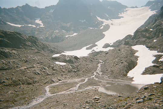 Looking back at the eastern glacier and tarn. We arrived from behind the rocky outcrop on the left.