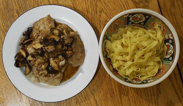 veal scallopini with shitakes and fettuccine 090821